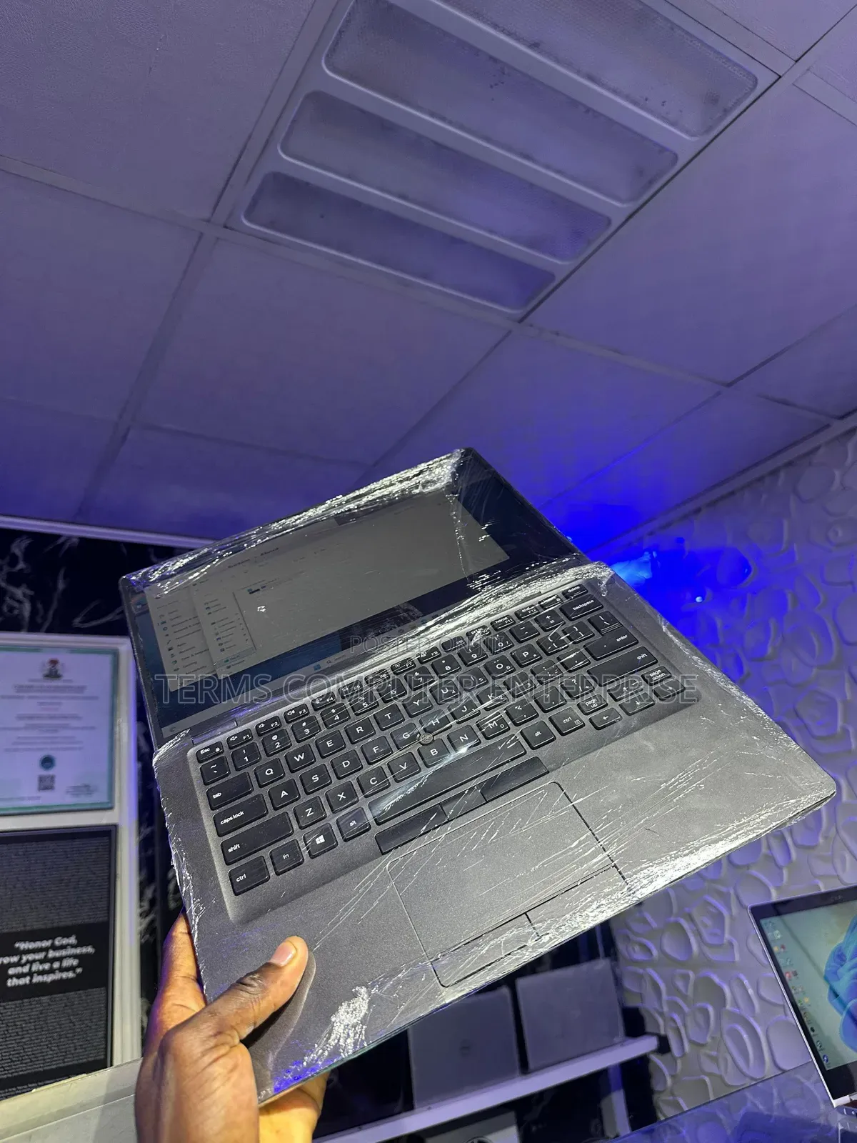 Laptop Dell Latitude 5400 8GB Intel Core i5 SSD 256GB