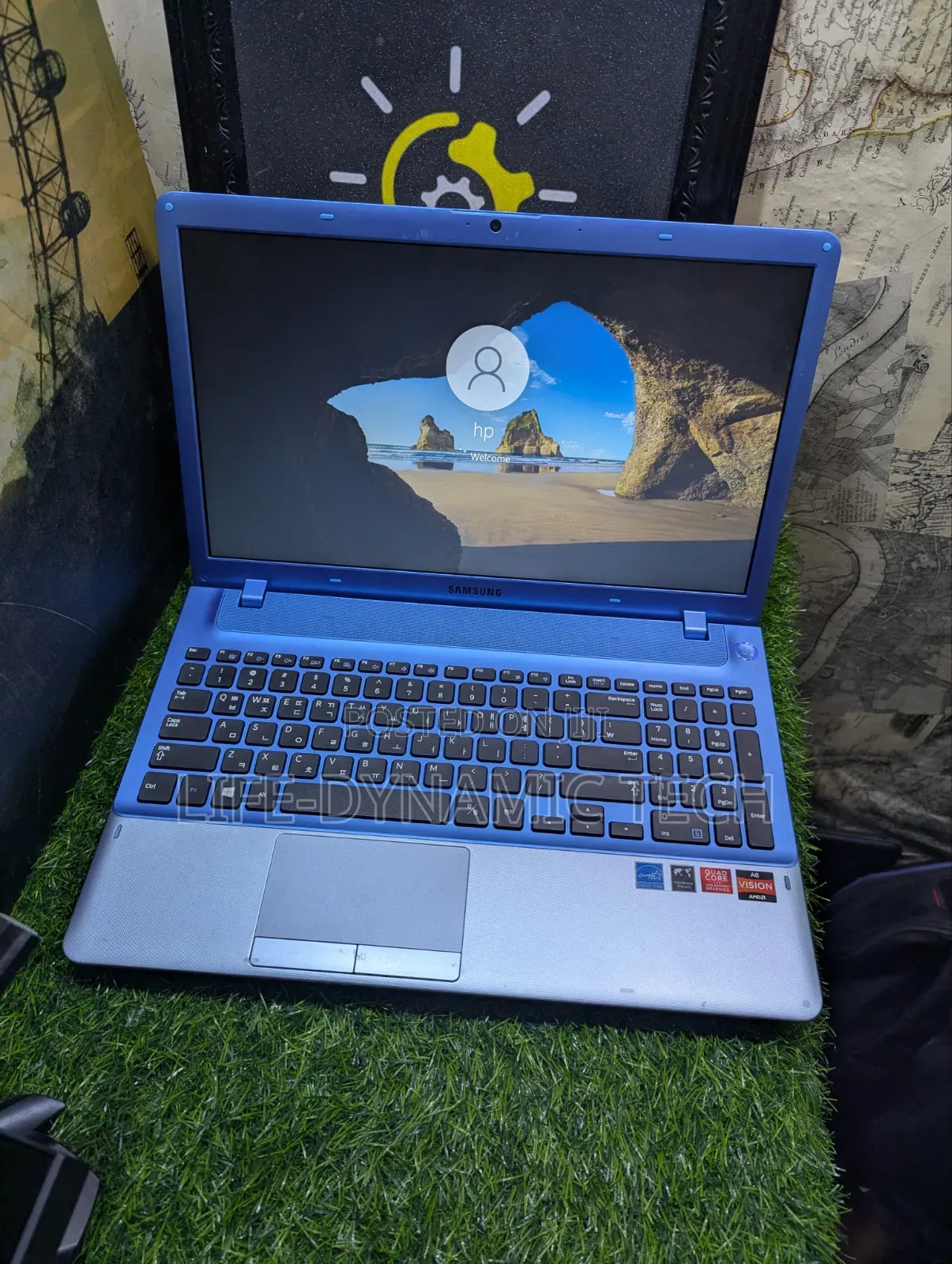Laptop Samsung 4GB AMD A8 HDD 320GB