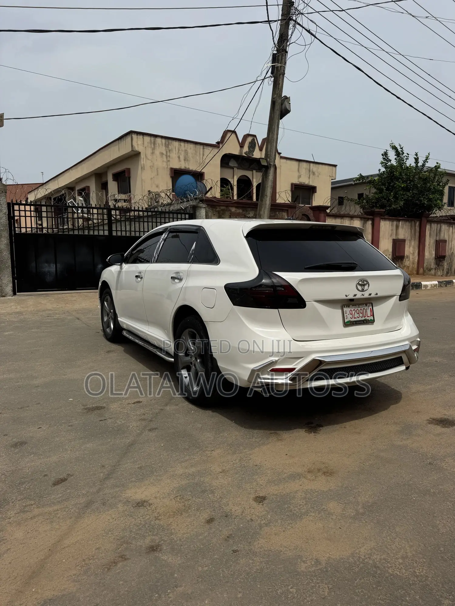 Toyota Venza V6 AWD 2010 White