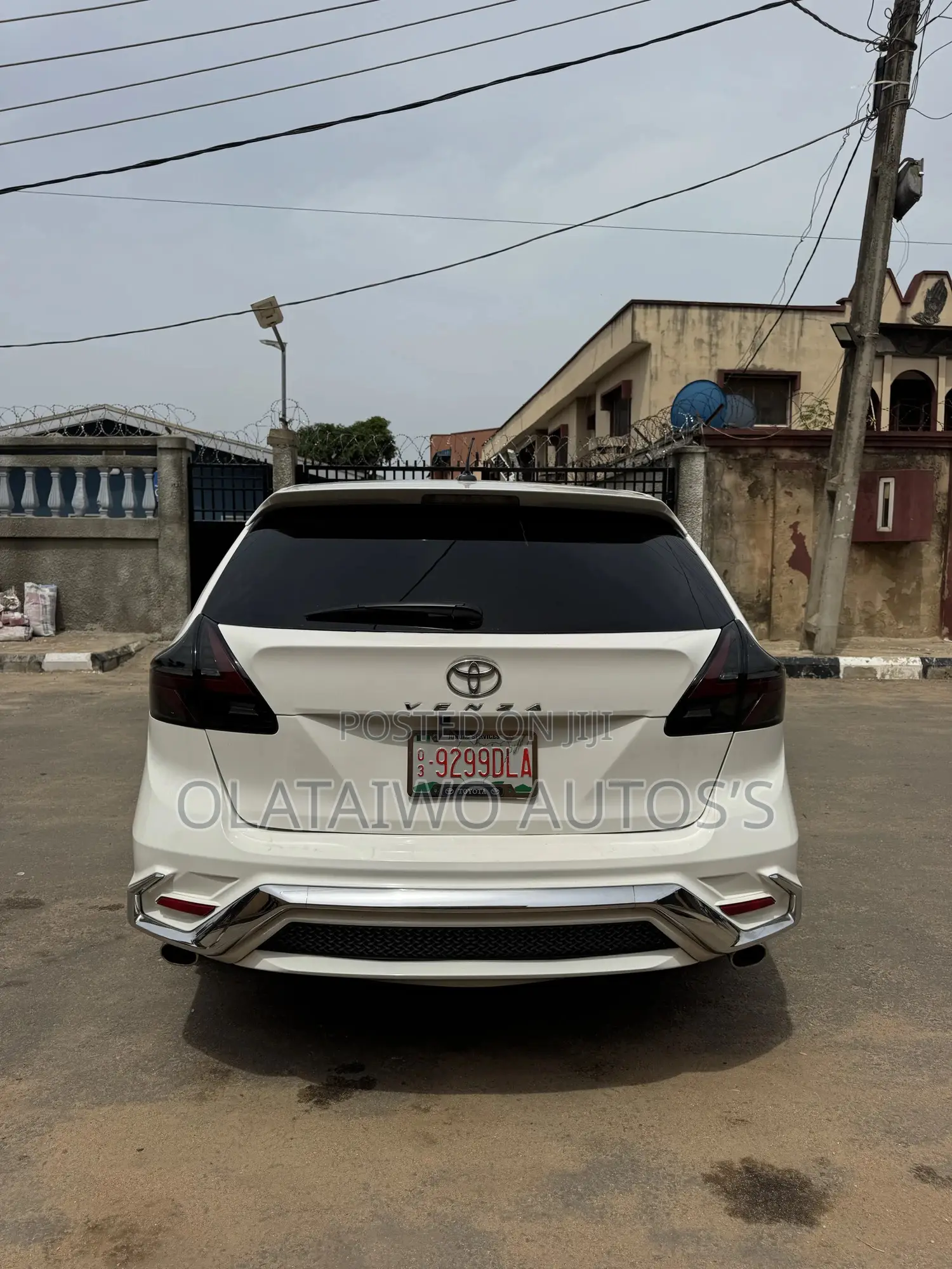 Toyota Venza V6 AWD 2010 White
