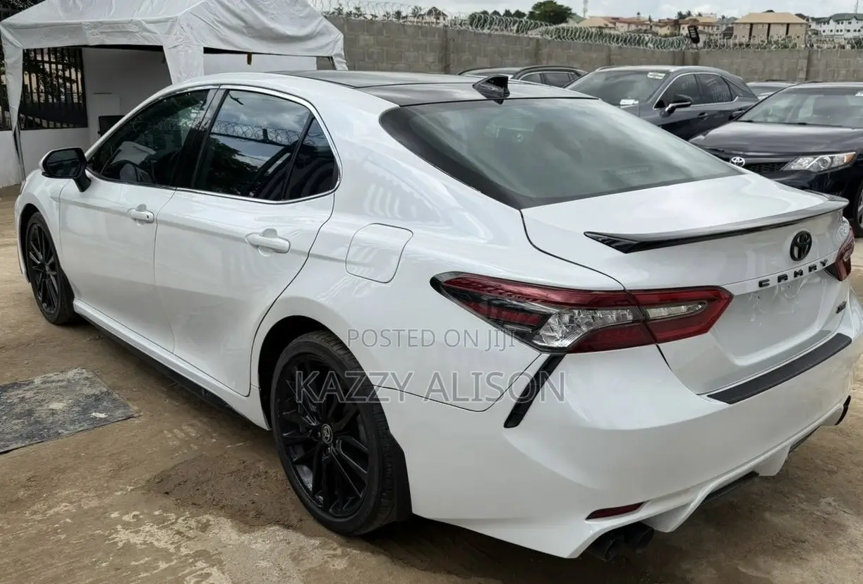 Toyota Camry XSE 2023 White