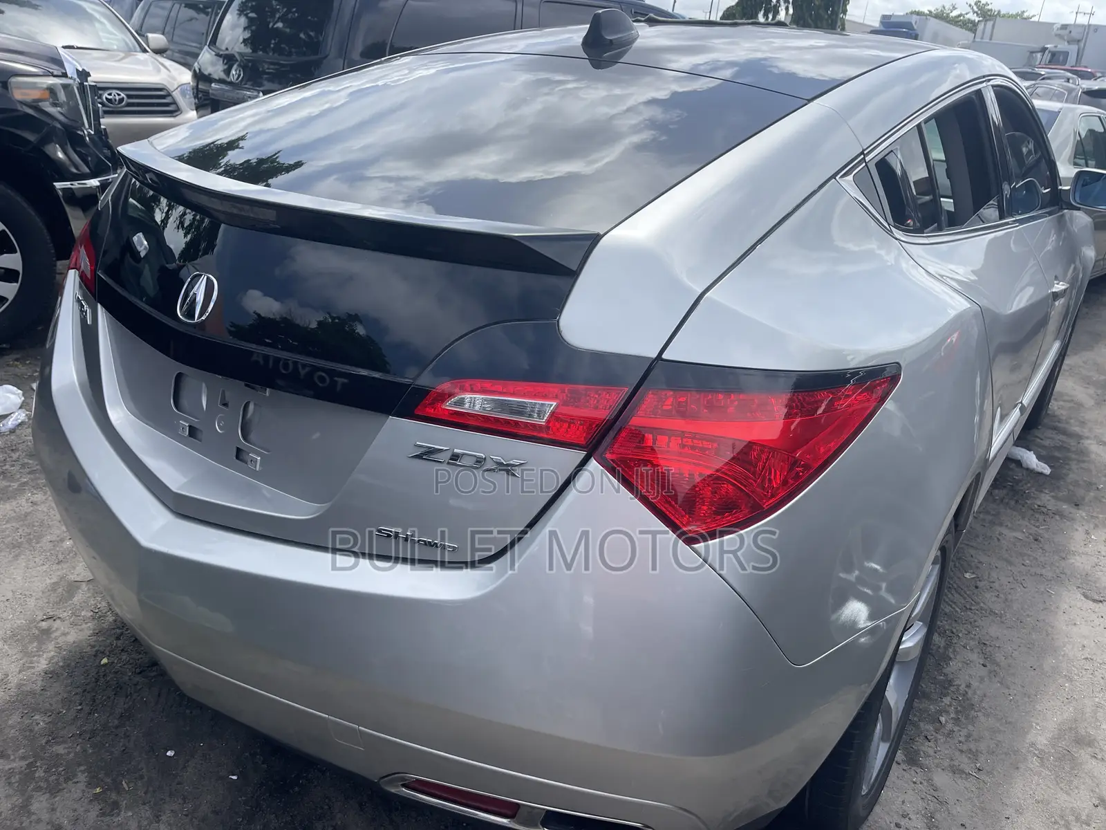 Acura ZDX Base AWD 2011 Gray