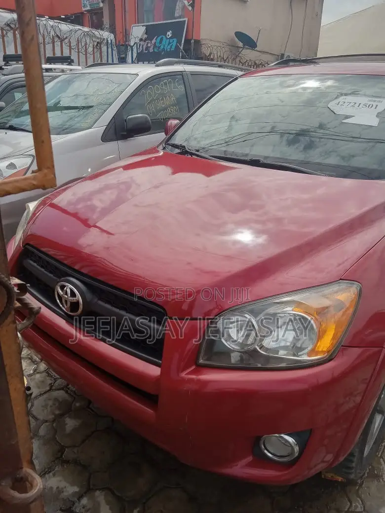 Toyota RAV4 2.5 Sport 4x4 2010 Red