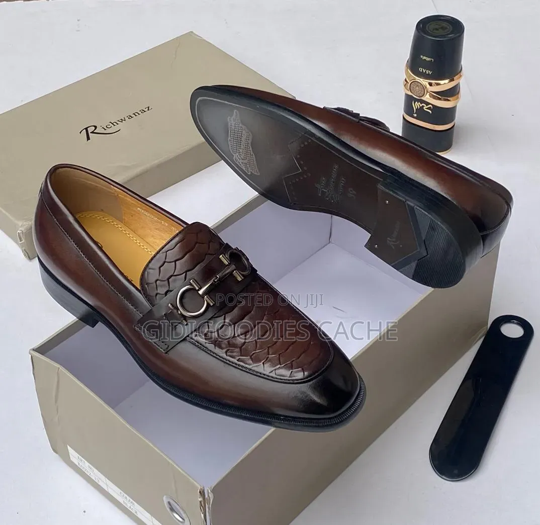 Richwanaz Classic Pebbled Leather Loafers Brown/Black in Size 40-46