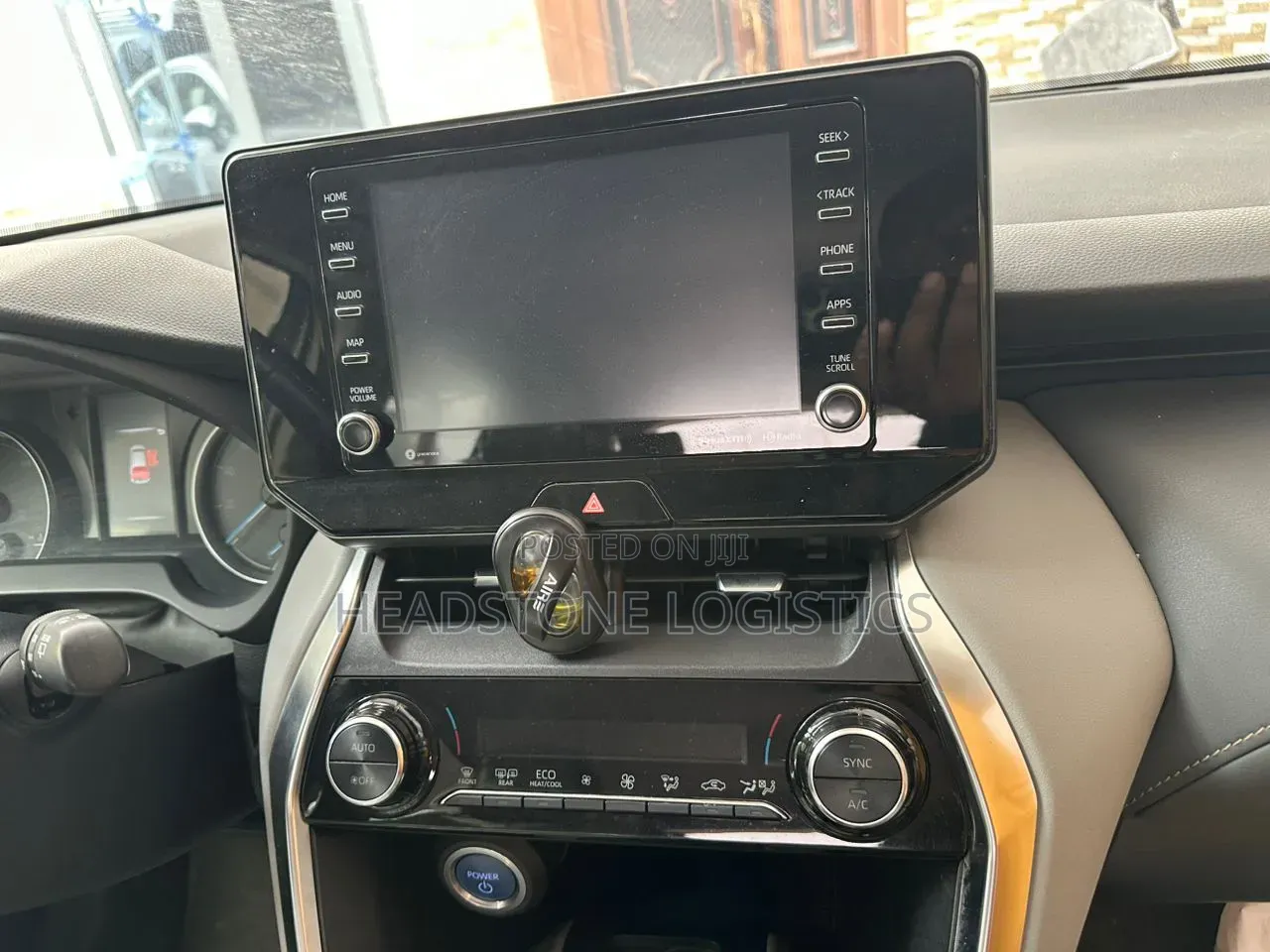 Toyota Venza LE 2021 Silver