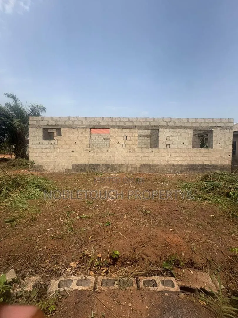 3bdrm Bungalow in Imowo Nla,, Gberigbe for sale
