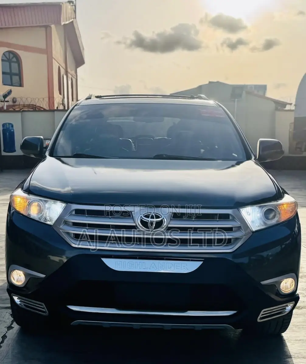 Toyota Highlander 2012 Gray