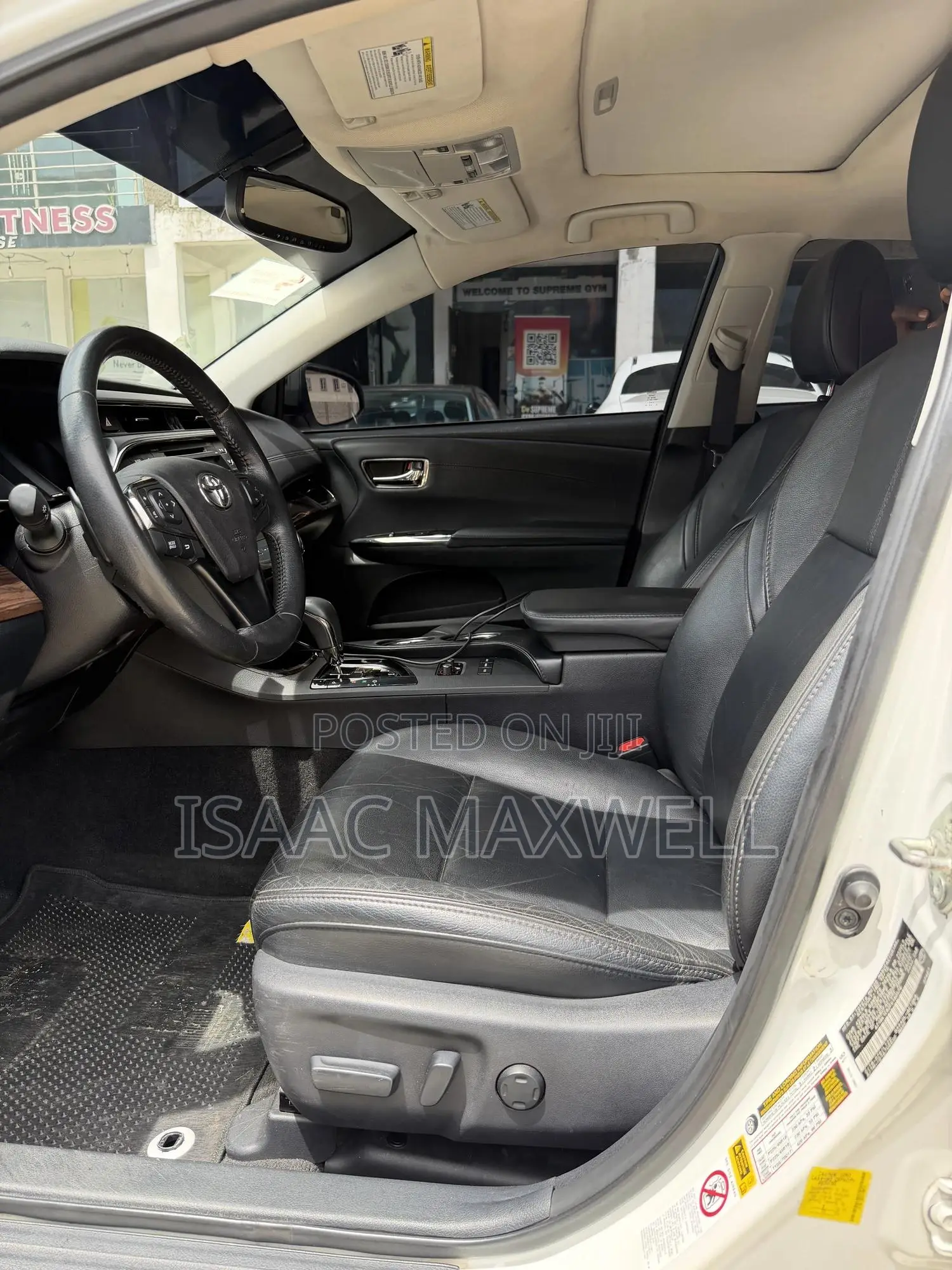 Toyota Avalon XLE Premium FWD Sedan (3.6L 6cyl 6A) 2016 White