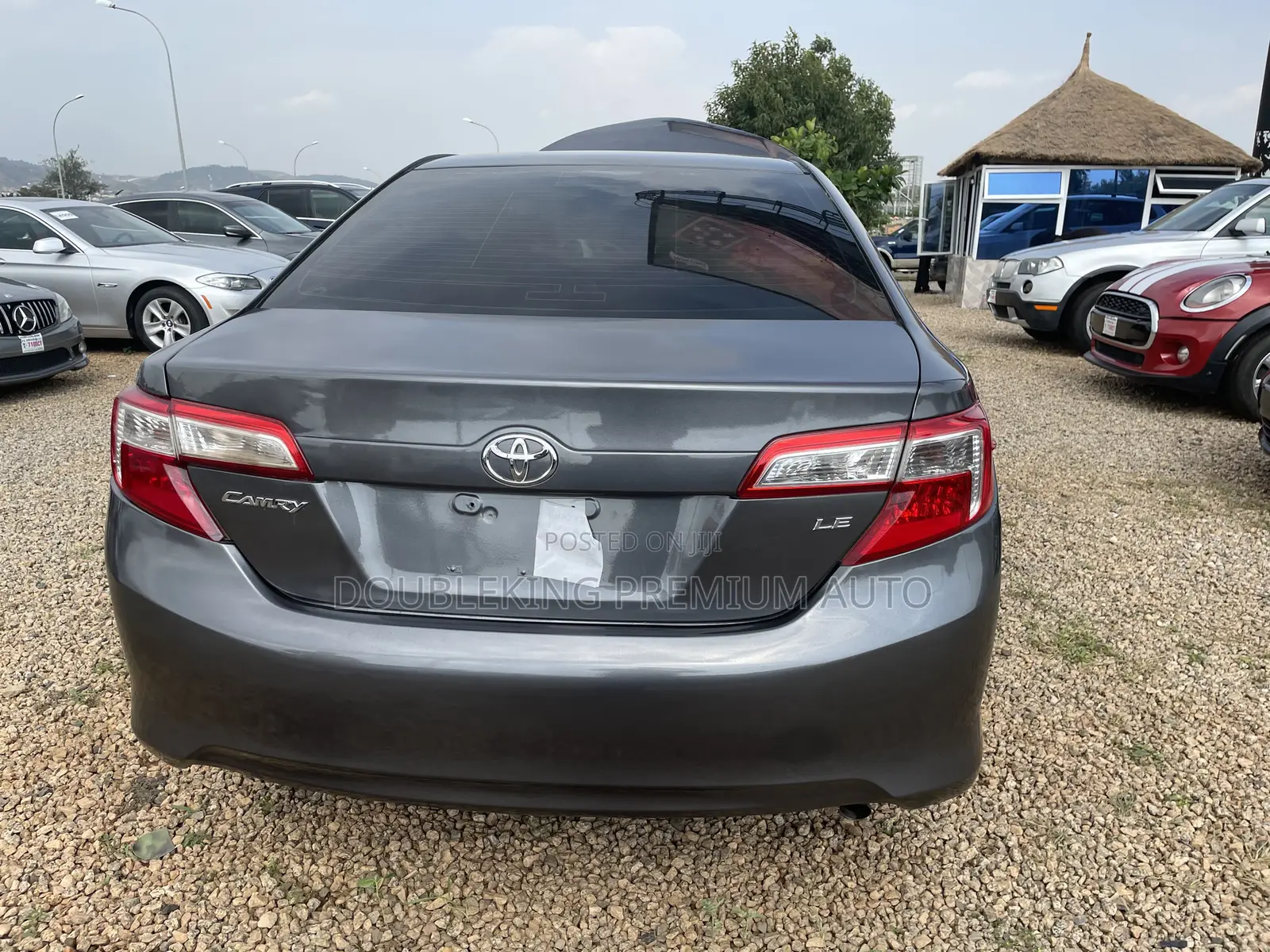 Toyota Camry LE 4dr Sedan (2.5L 4cyl 6A) 2013 Gray