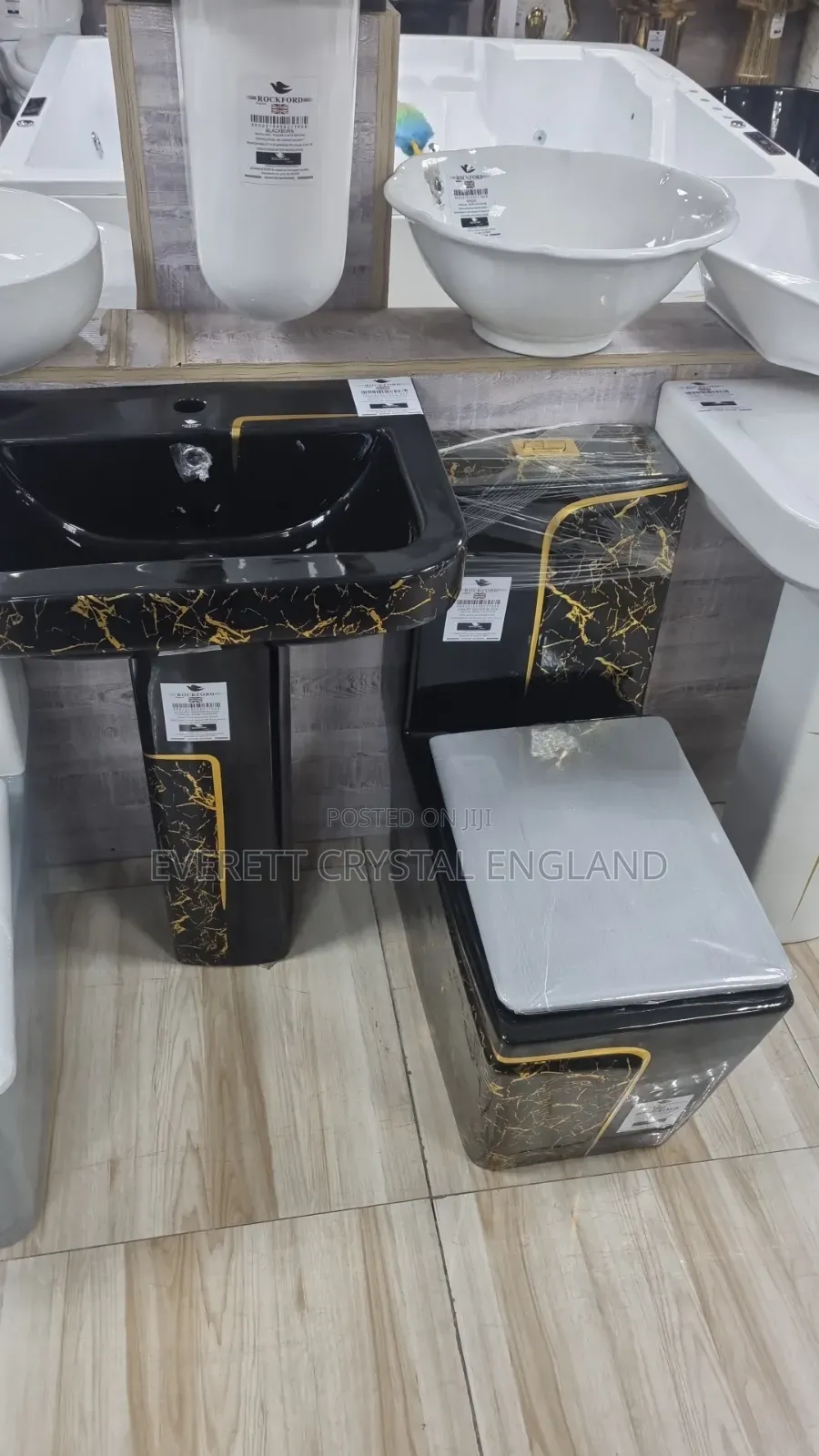 Executive Married Together Water Closet