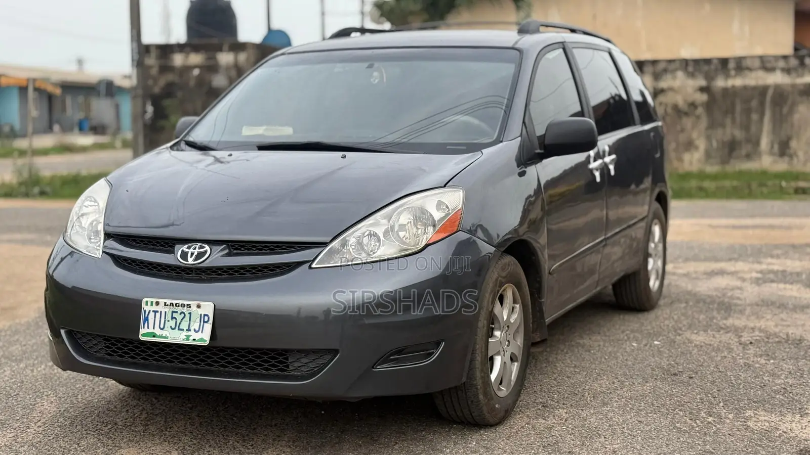 Toyota Sienna LE 2008 Gray