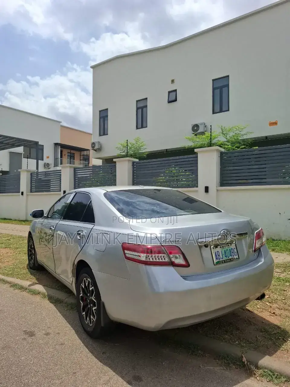 Toyota Camry 2010 Silver
