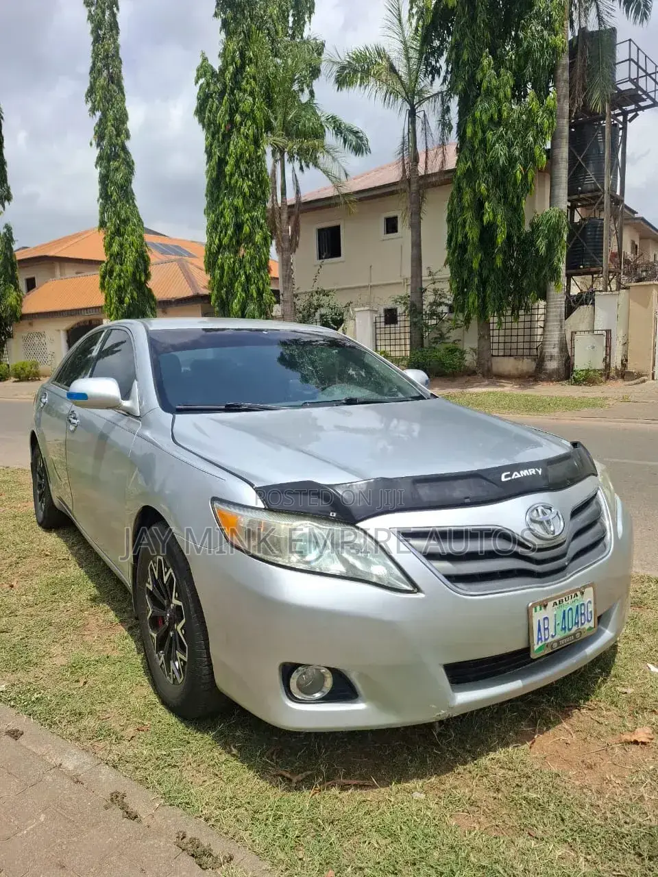 Toyota Camry 2010 Silver