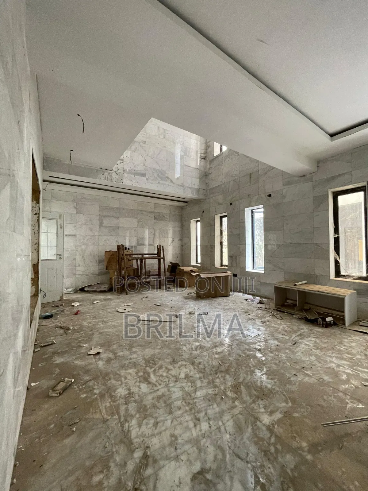 6bdrm Duplex in Mabushi for sale