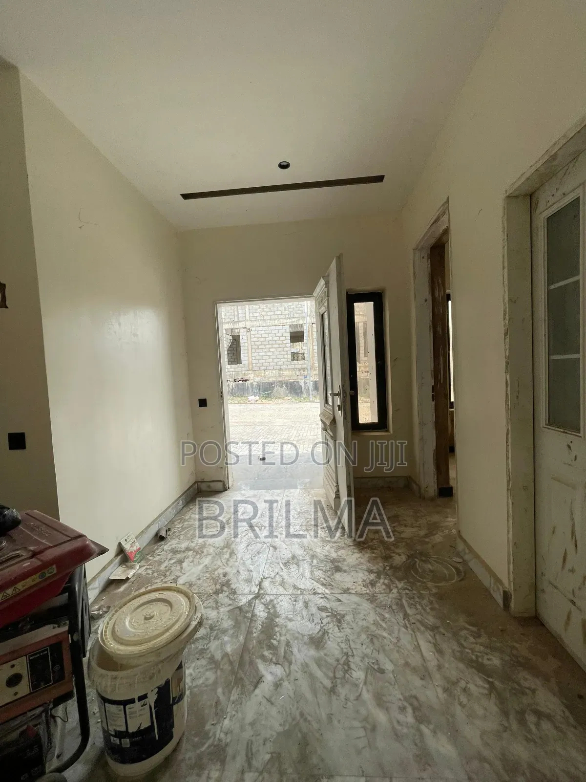 6bdrm Duplex in Mabushi for sale