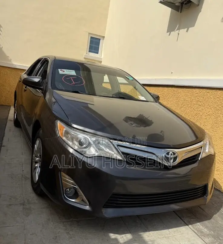 Toyota Camry 2014 Gray
