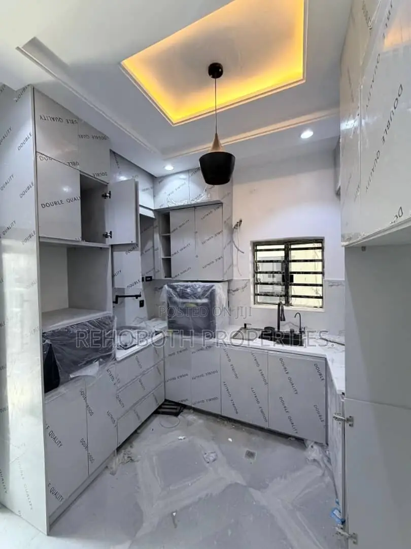 4bdrm Duplex in Bodija for sale