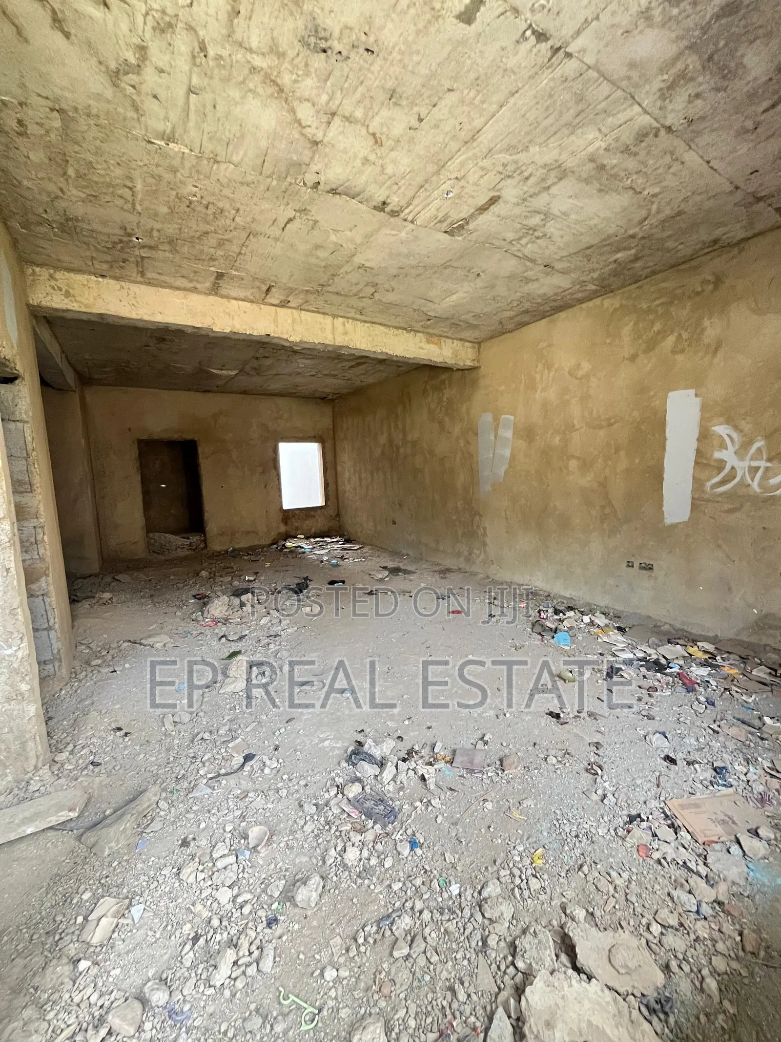 4bdrm House in Apo Resettlement for sale