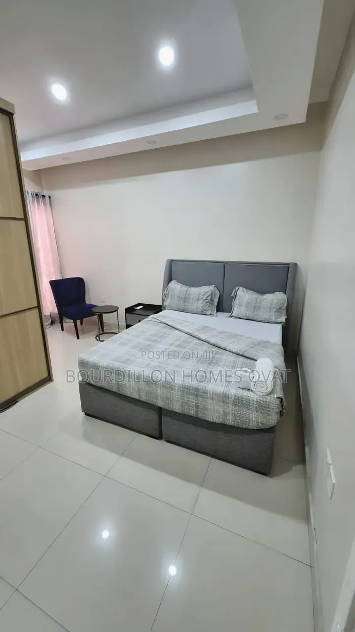 5bdrm Duplex in Oniru Estate for rent
