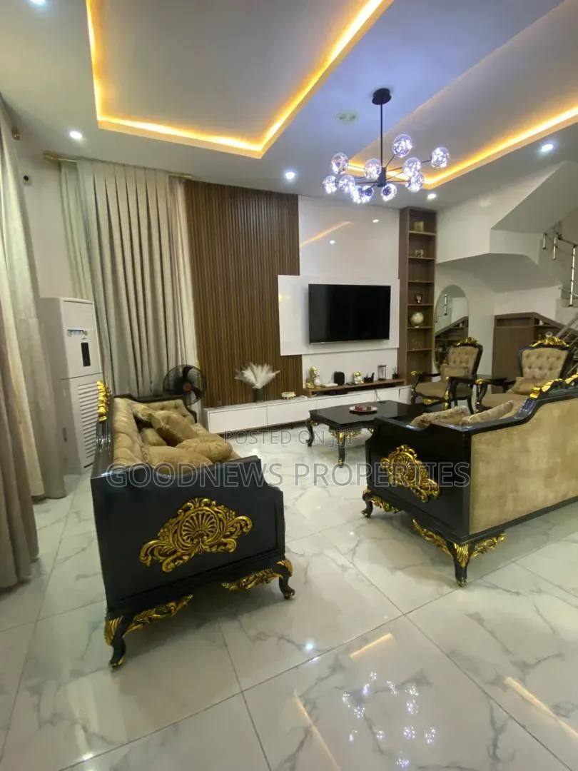 Furnished 5bdrm Duplex in Ikota for rent