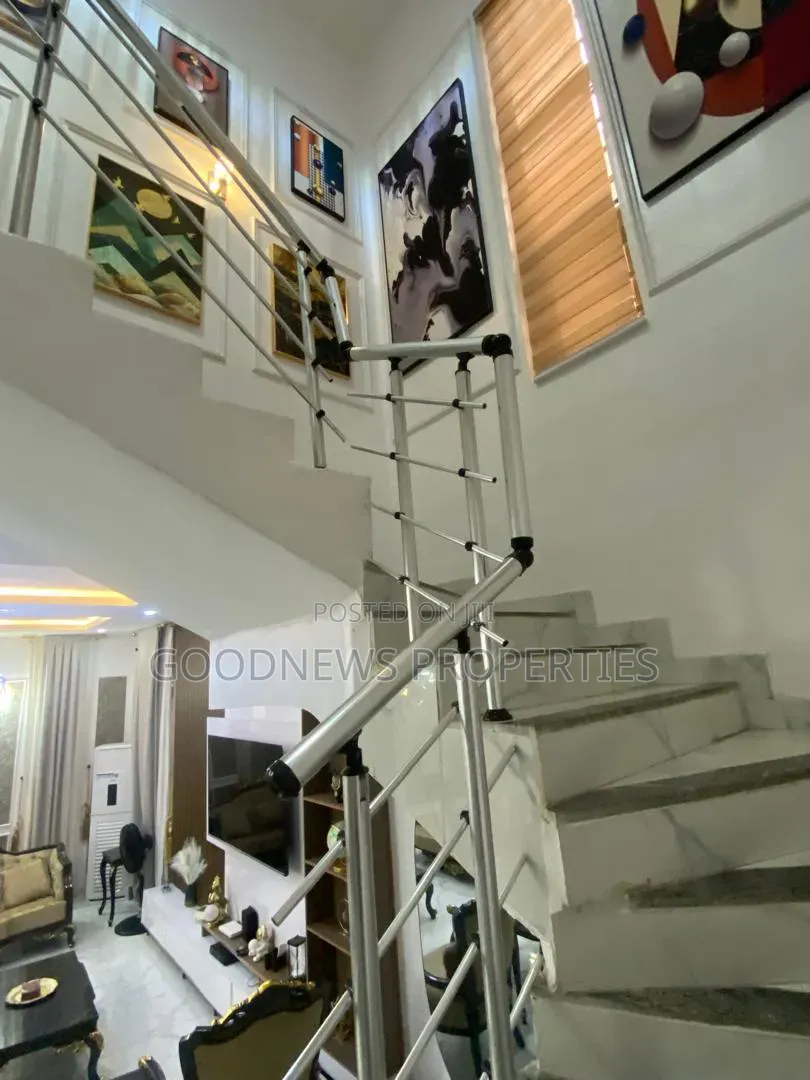 Furnished 5bdrm Duplex in Ikota for rent
