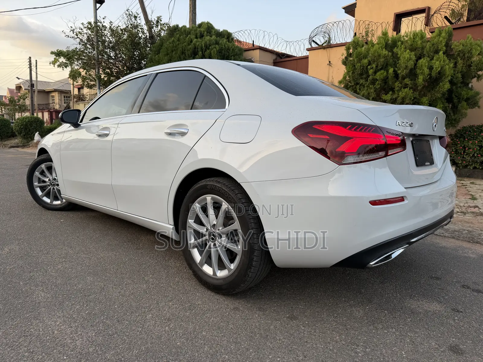 Mercedes-Benz 220 2020 White