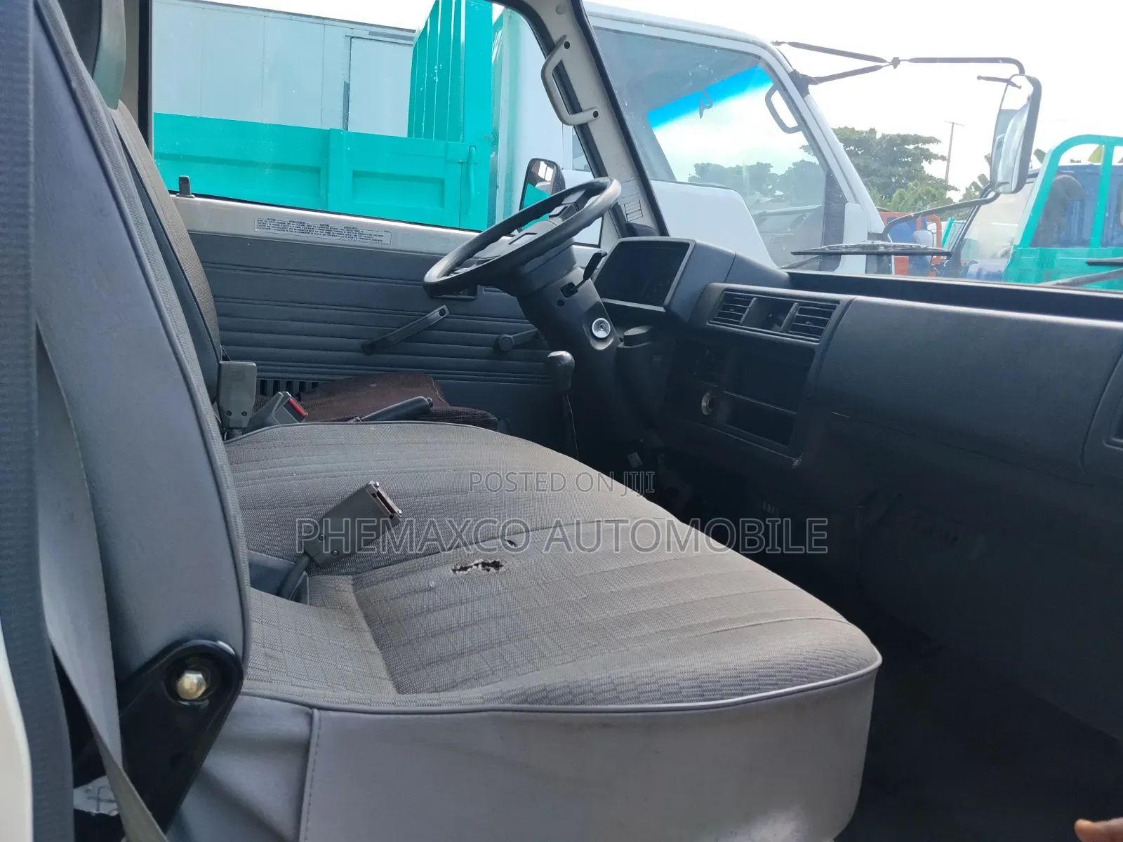 Mazda E2200