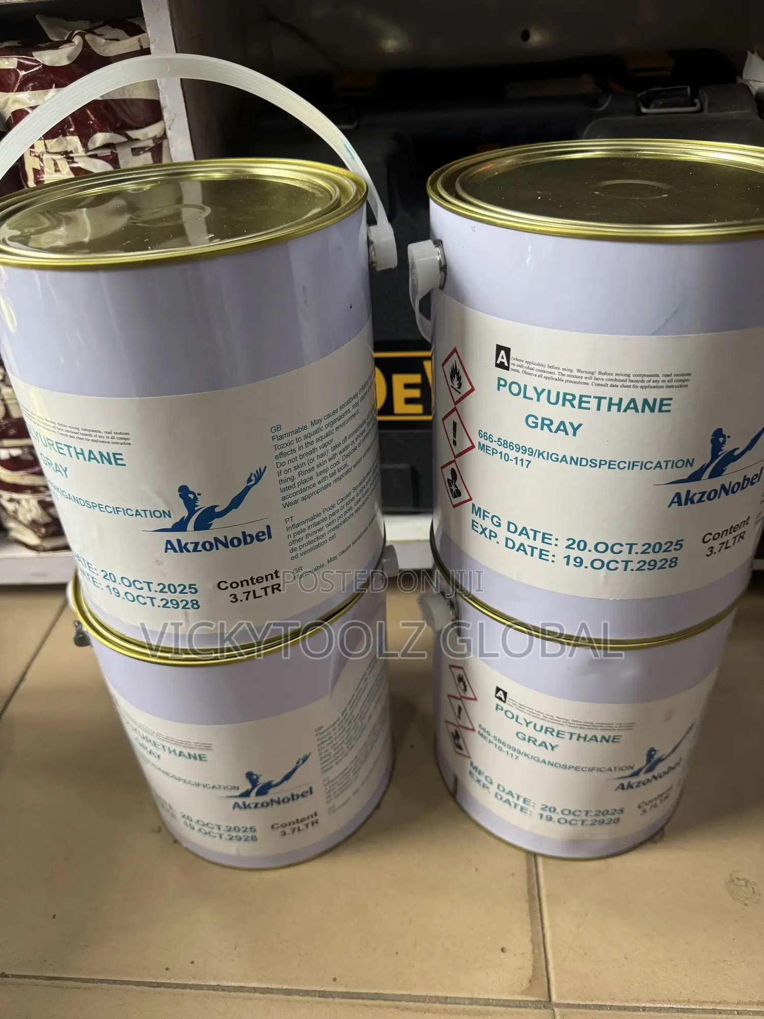 Akzonobel Polyurethane Gray Comp A+B
