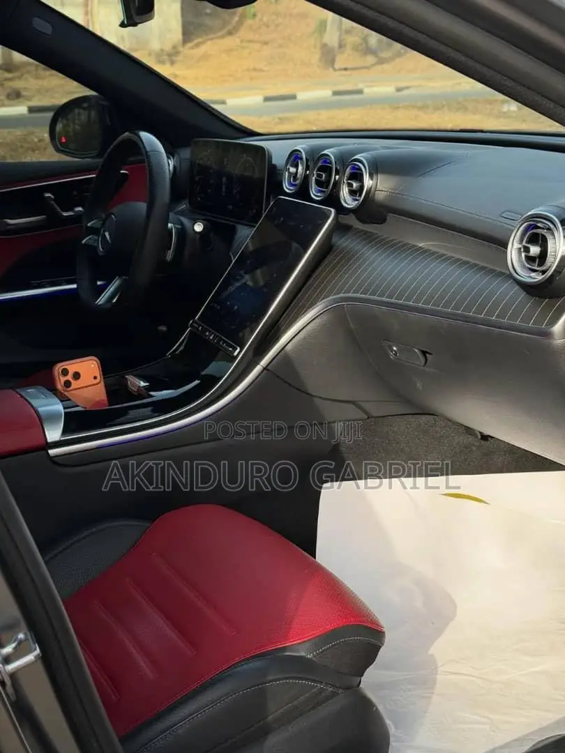 Mercedes-Benz C300 2023 Gray