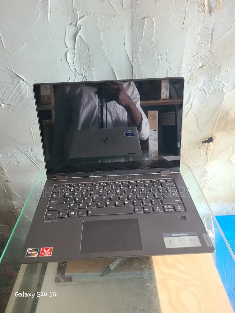 Laptop Lenovo IdeaPad Flex 14 4GB AMD Ryzen SSD 256GB
