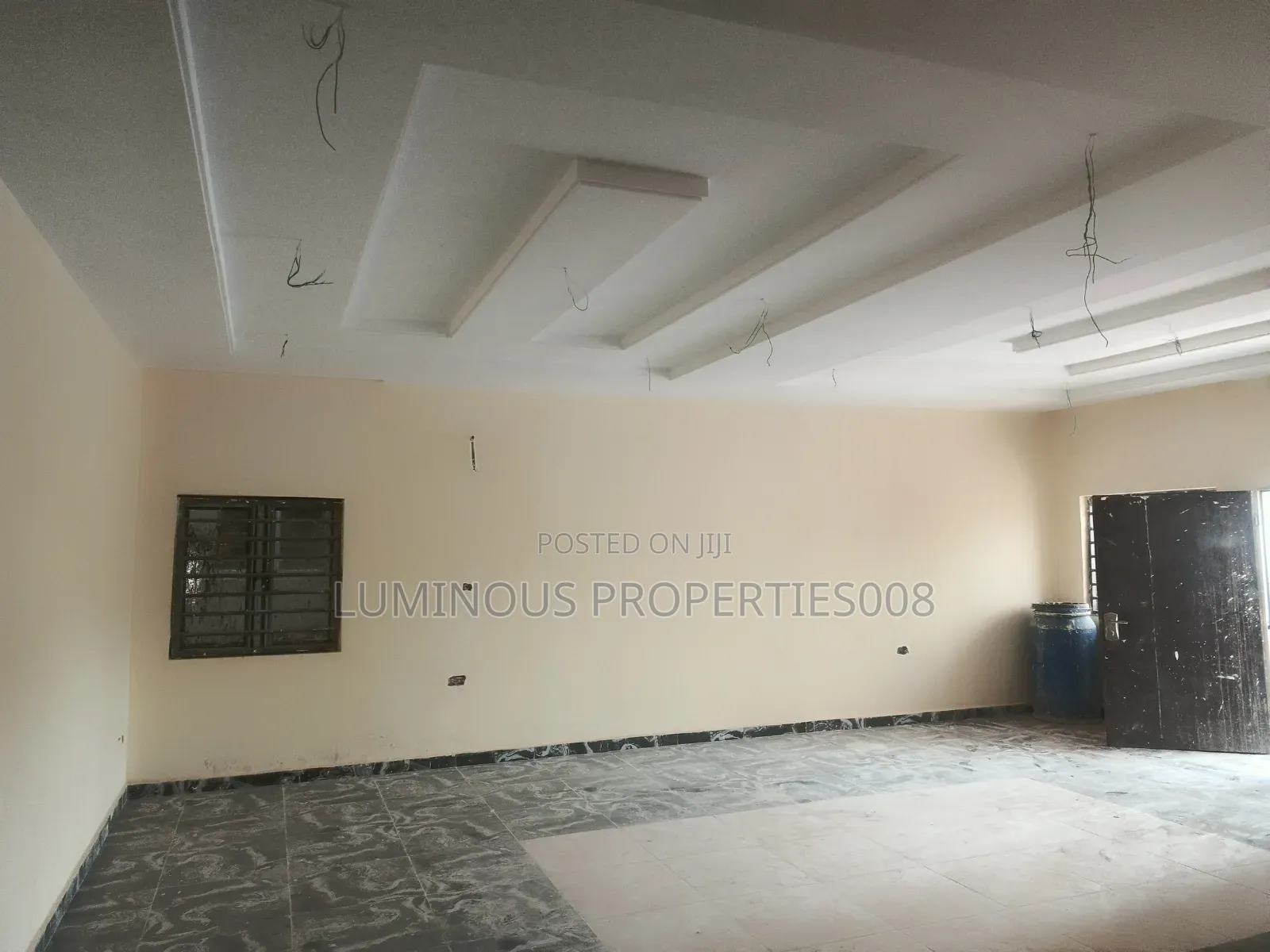 3bdrm Apartment in Katampe for sale