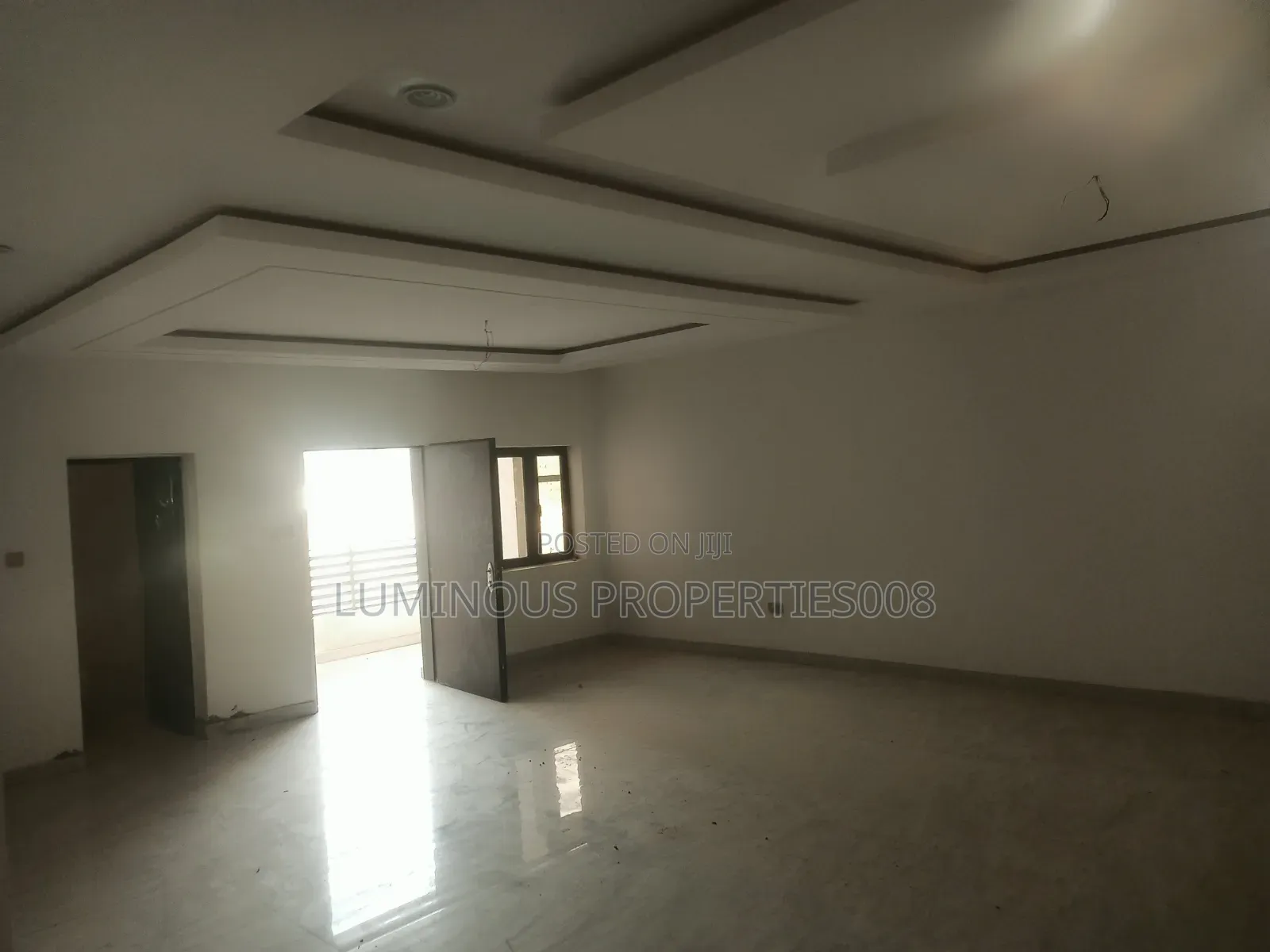 3bdrm Apartment in Katampe for sale