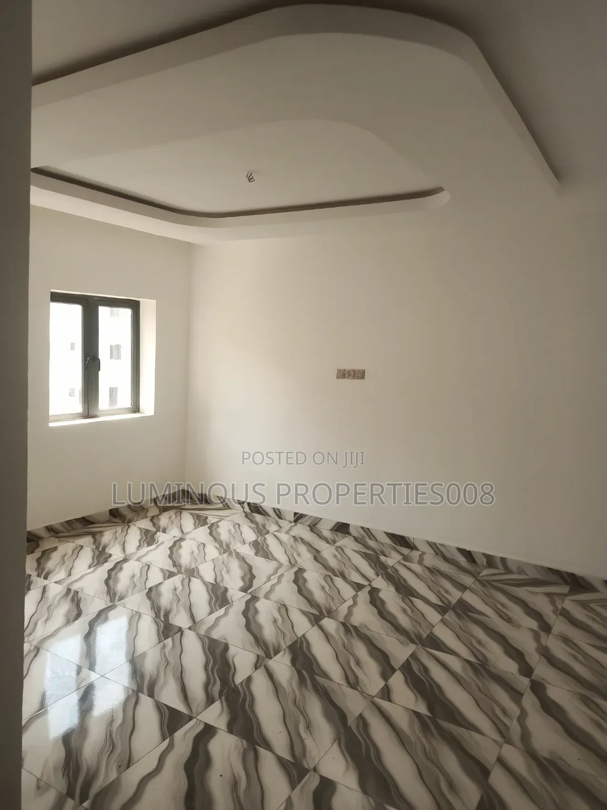 3bdrm Apartment in Katampe for sale