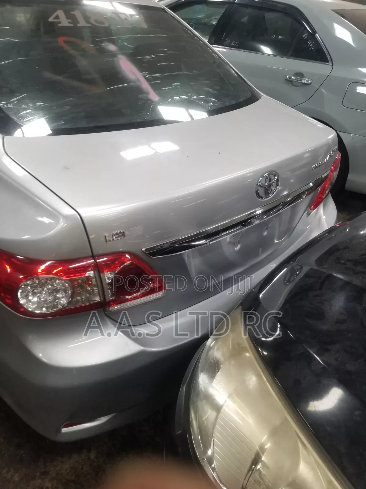 Toyota Corolla LE 4dr Sedan (1.8L 4cyl 4A) 2011 Silver