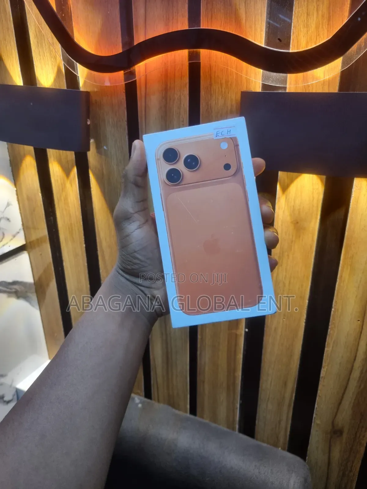 New Apple iPhone 17 Pro Max 256 GB Orange