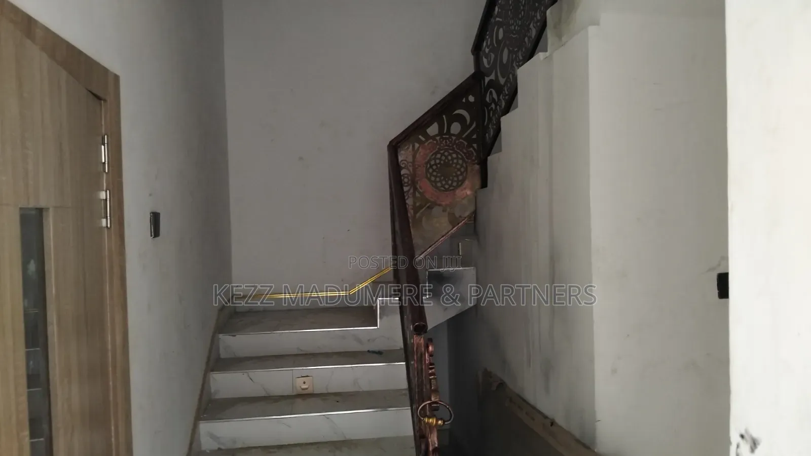 4bdrm Duplex in Eliozu Eneka Link for rent