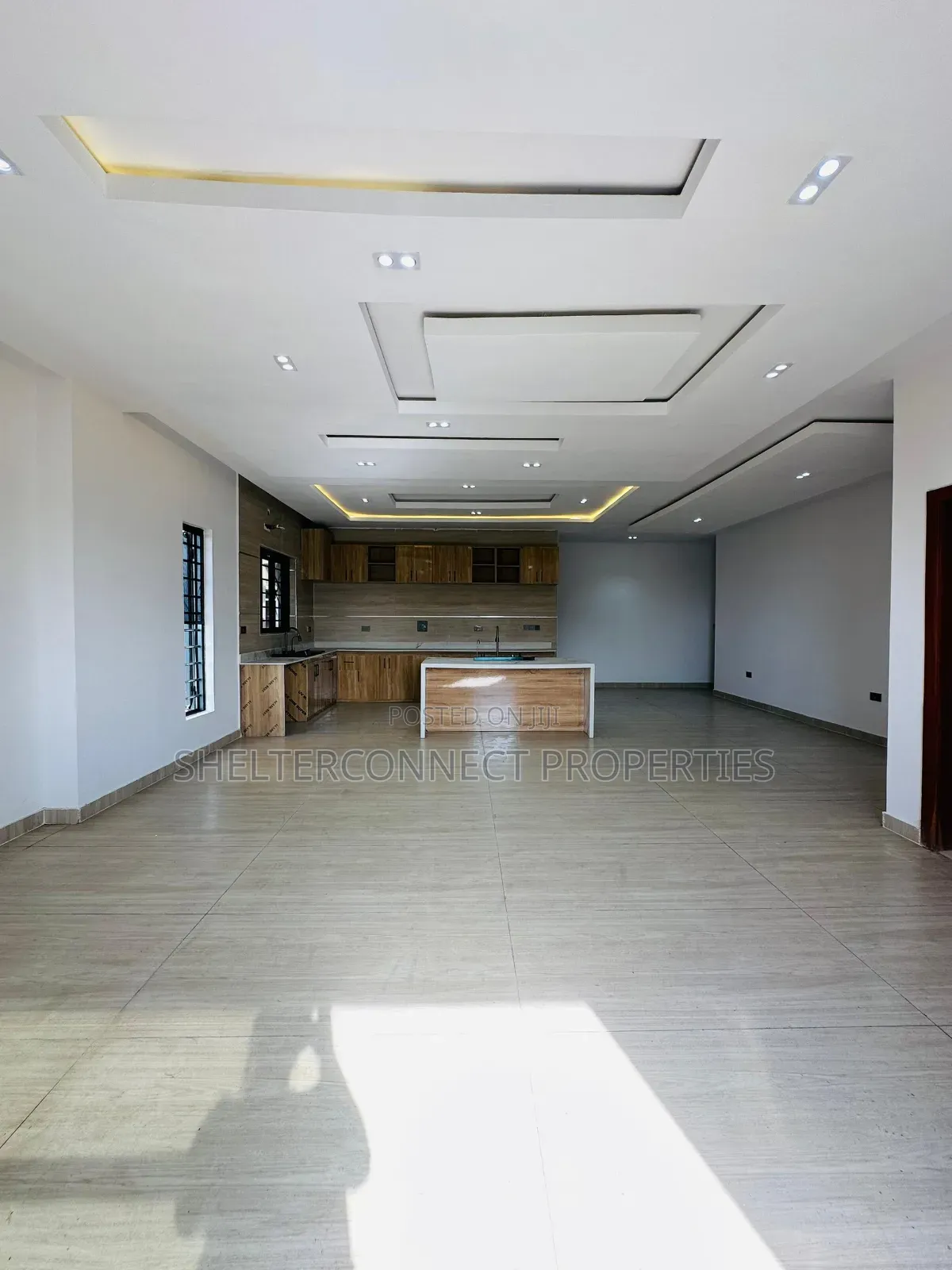 2bdrm Apartment in Chevron for rent