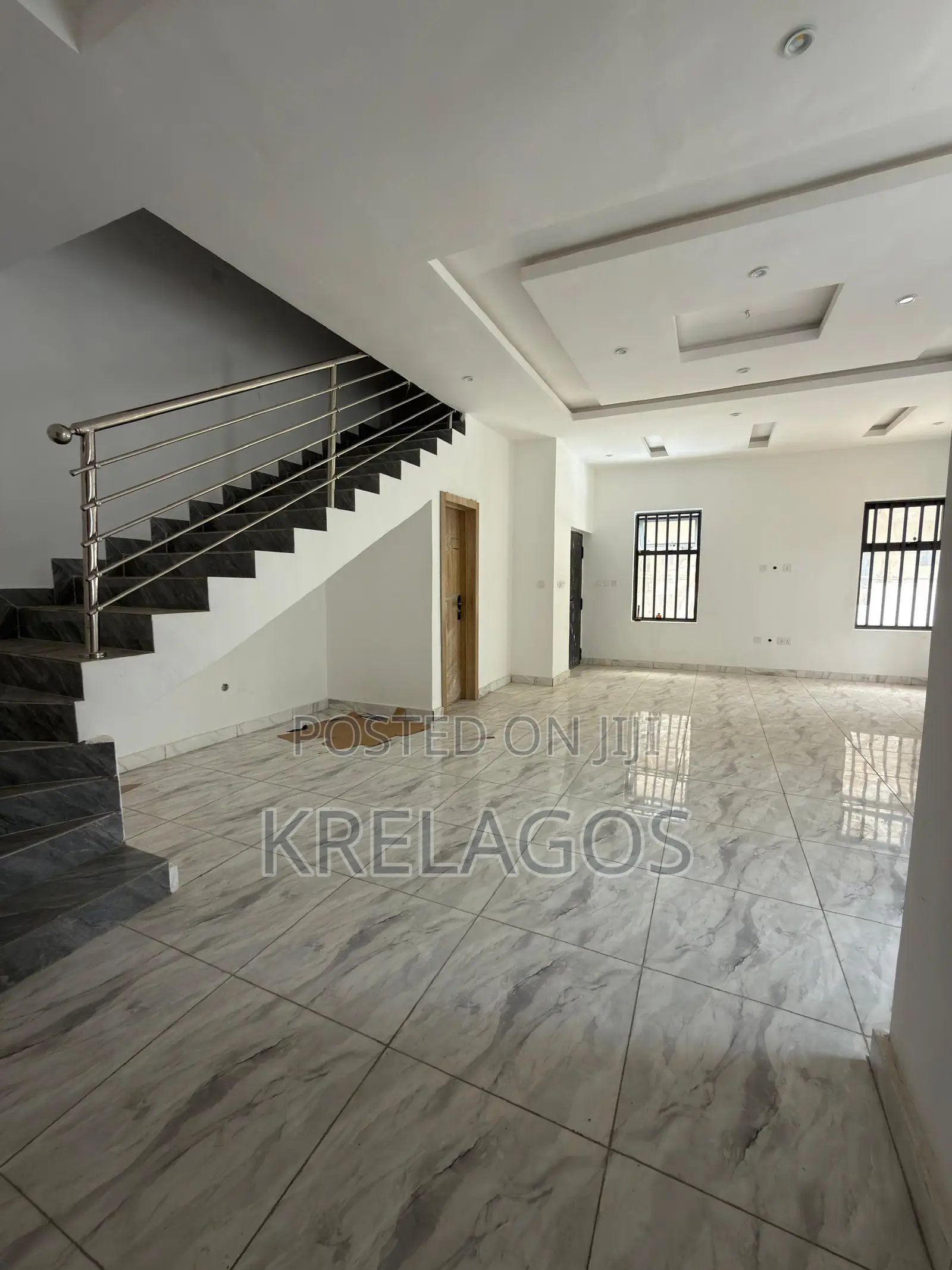 4bdrm Duplex in Ologolo for sale