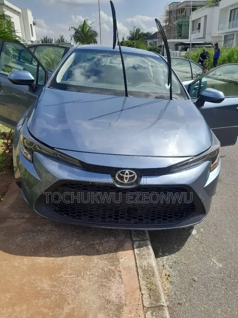Toyota Corolla L 2020 Blue