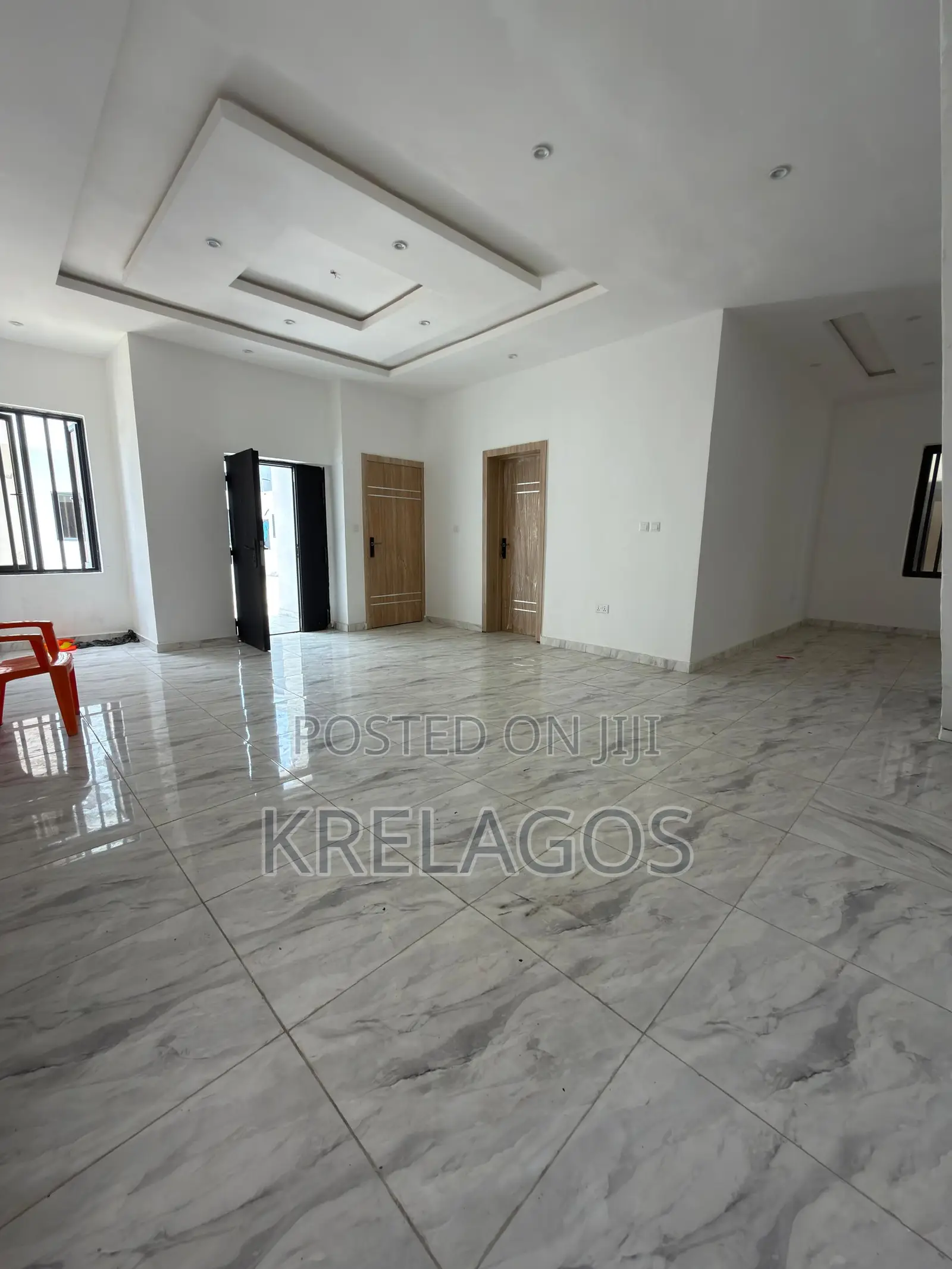 4bdrm Duplex in Ologolo for sale