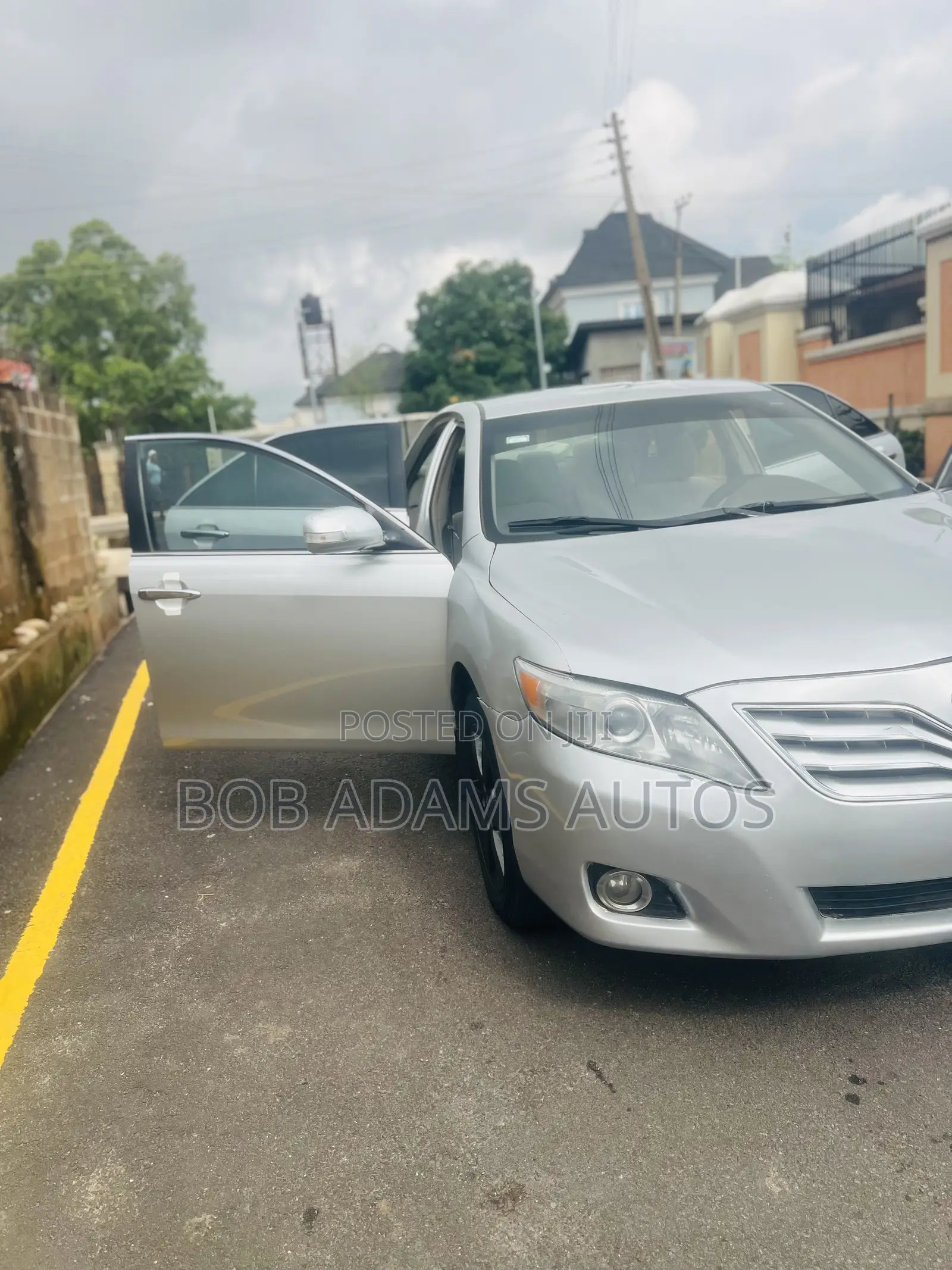 Toyota Camry 2011 Silver