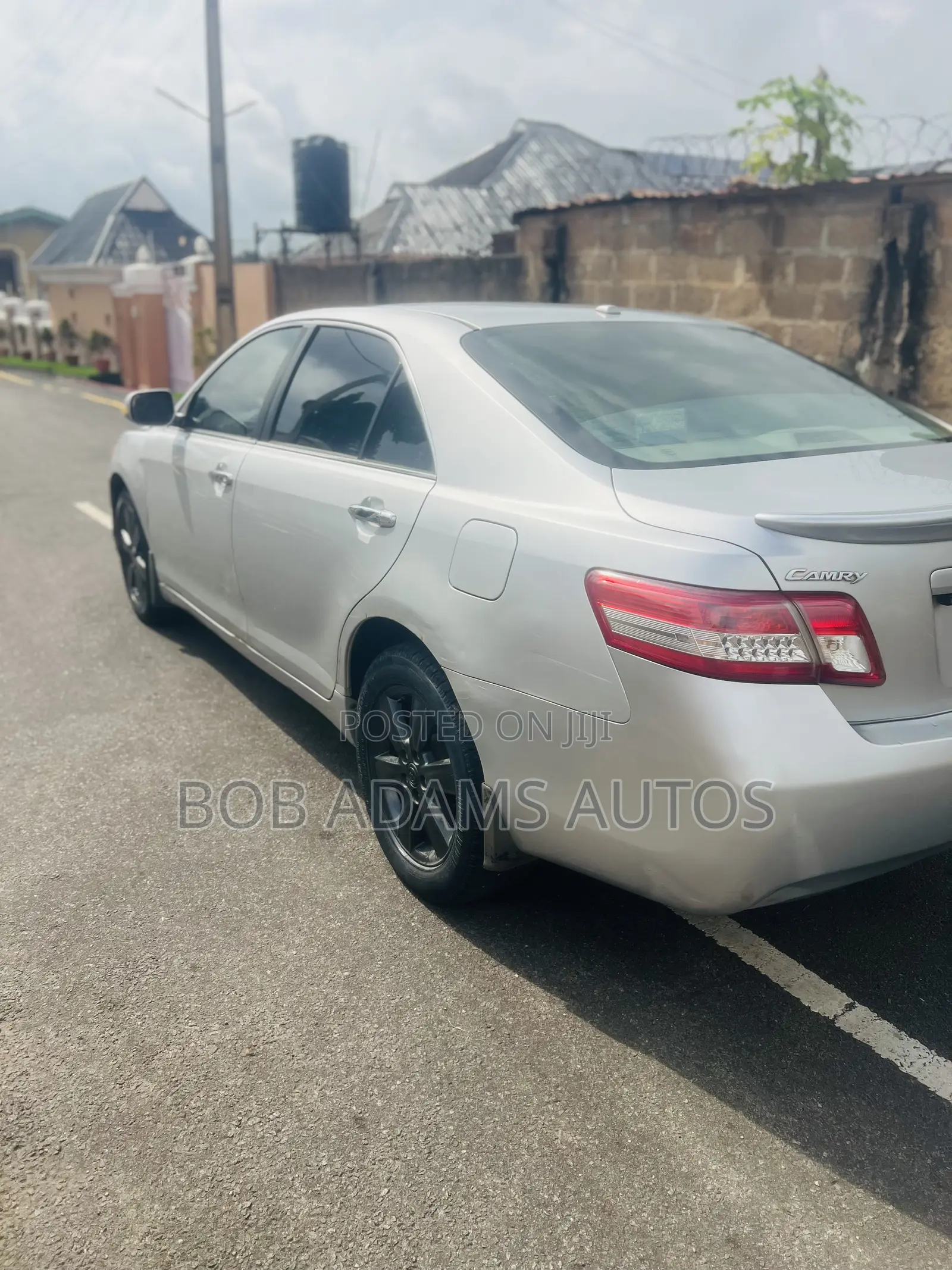 Toyota Camry 2011 Silver
