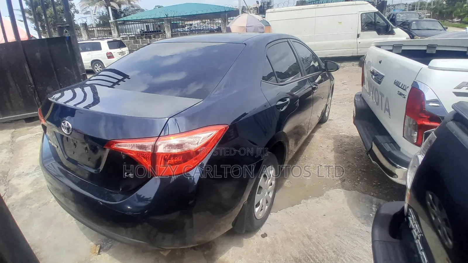 Toyota Corolla LE 4dr Sedan (1.8L 4cyl CVT) 2017 Black