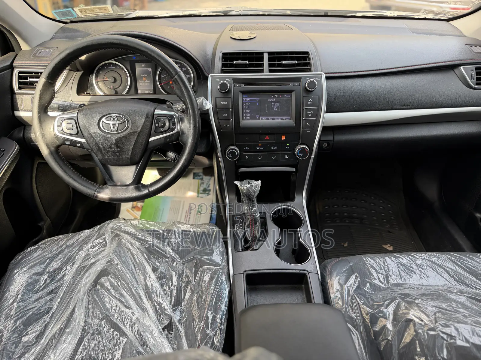 Toyota Camry SE 4dr Sedan (2.5L 4cyl 6A) 2016 Silver