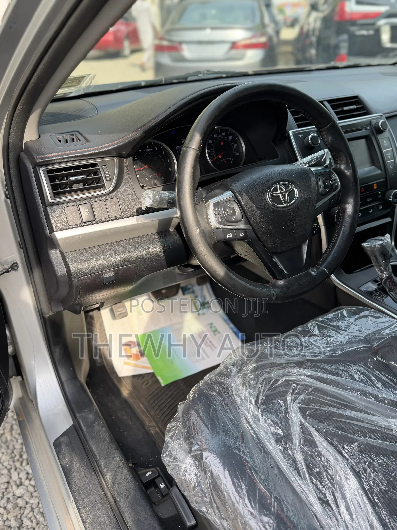 Toyota Camry SE 4dr Sedan (2.5L 4cyl 6A) 2016 Silver