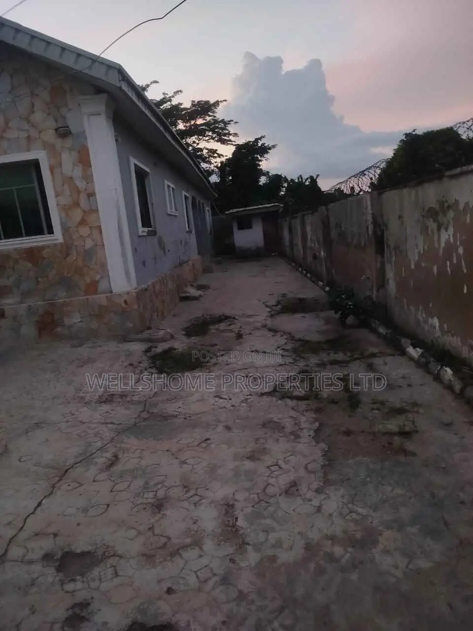5bdrm Bungalow in Osogbo for sale