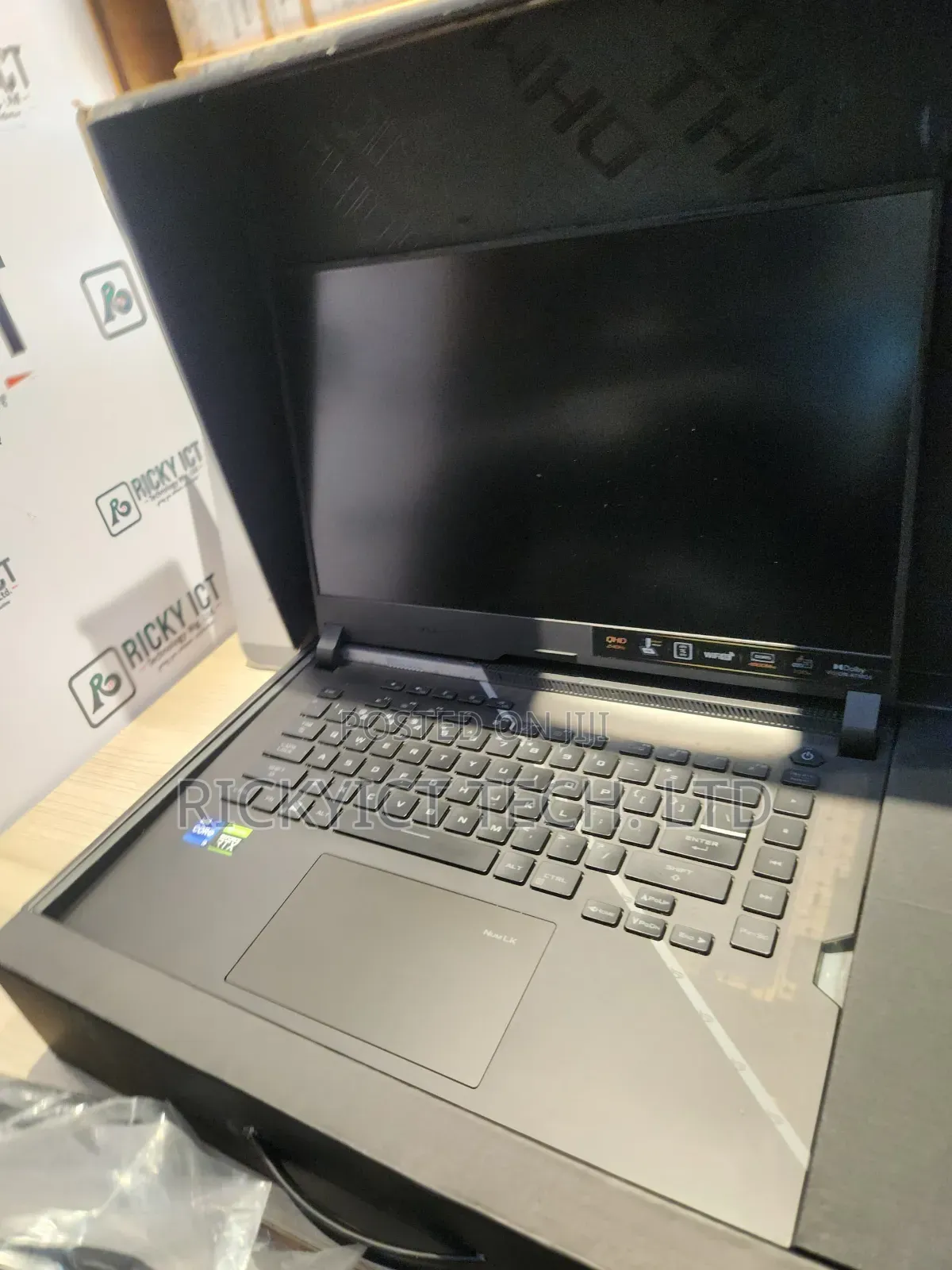 Laptop Asus ROG Strix G16 G614 16GB Intel Core i9 SSD 1T