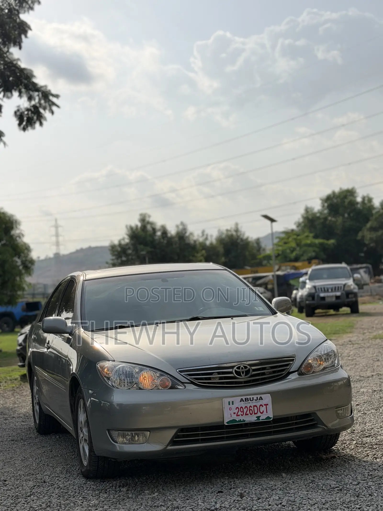 Toyota Camry XLE V6 4dr Sedan (3.0L 6cyl 5A) 2005 Gray
