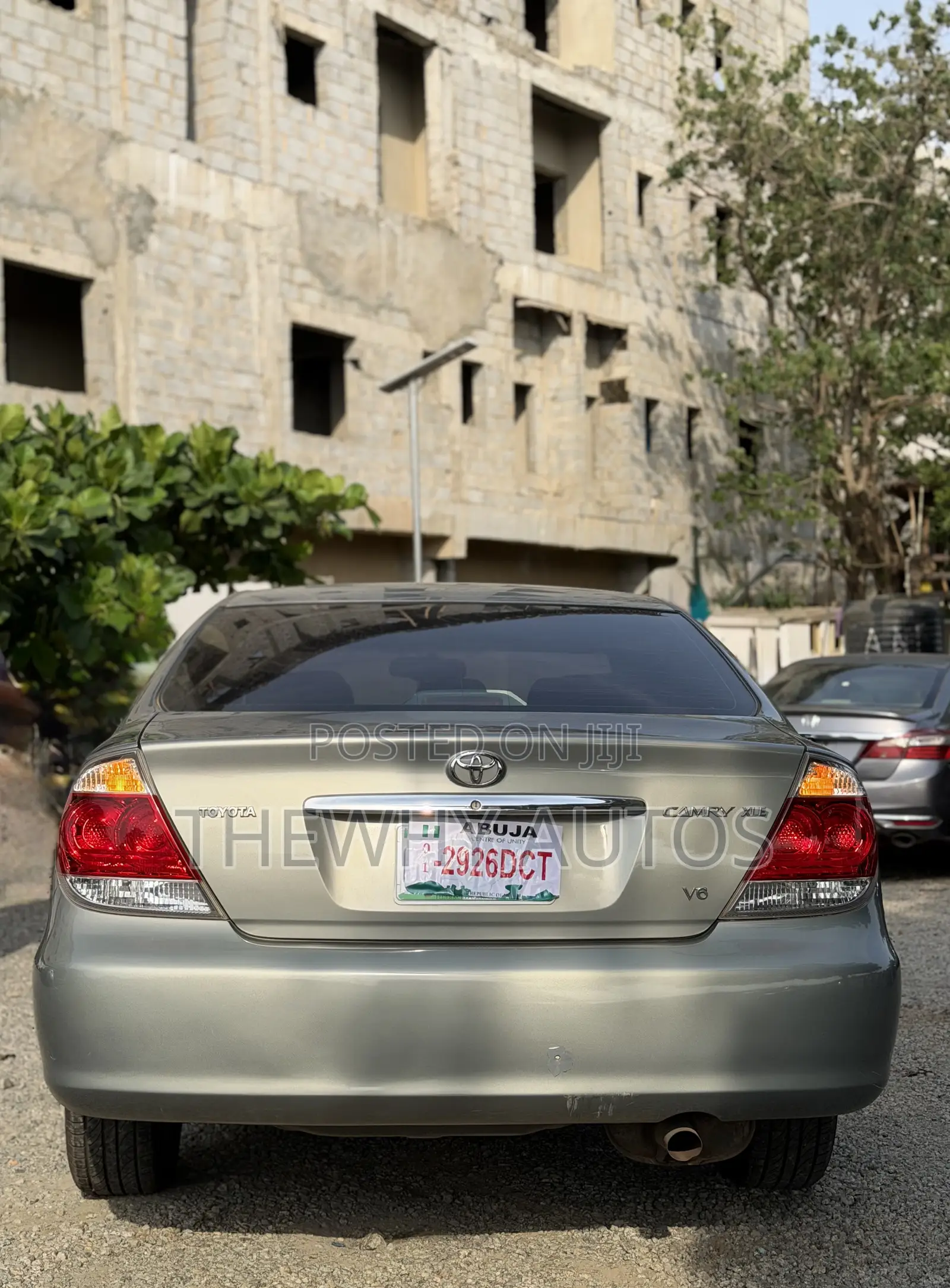 Toyota Camry XLE V6 4dr Sedan (3.0L 6cyl 5A) 2005 Gray