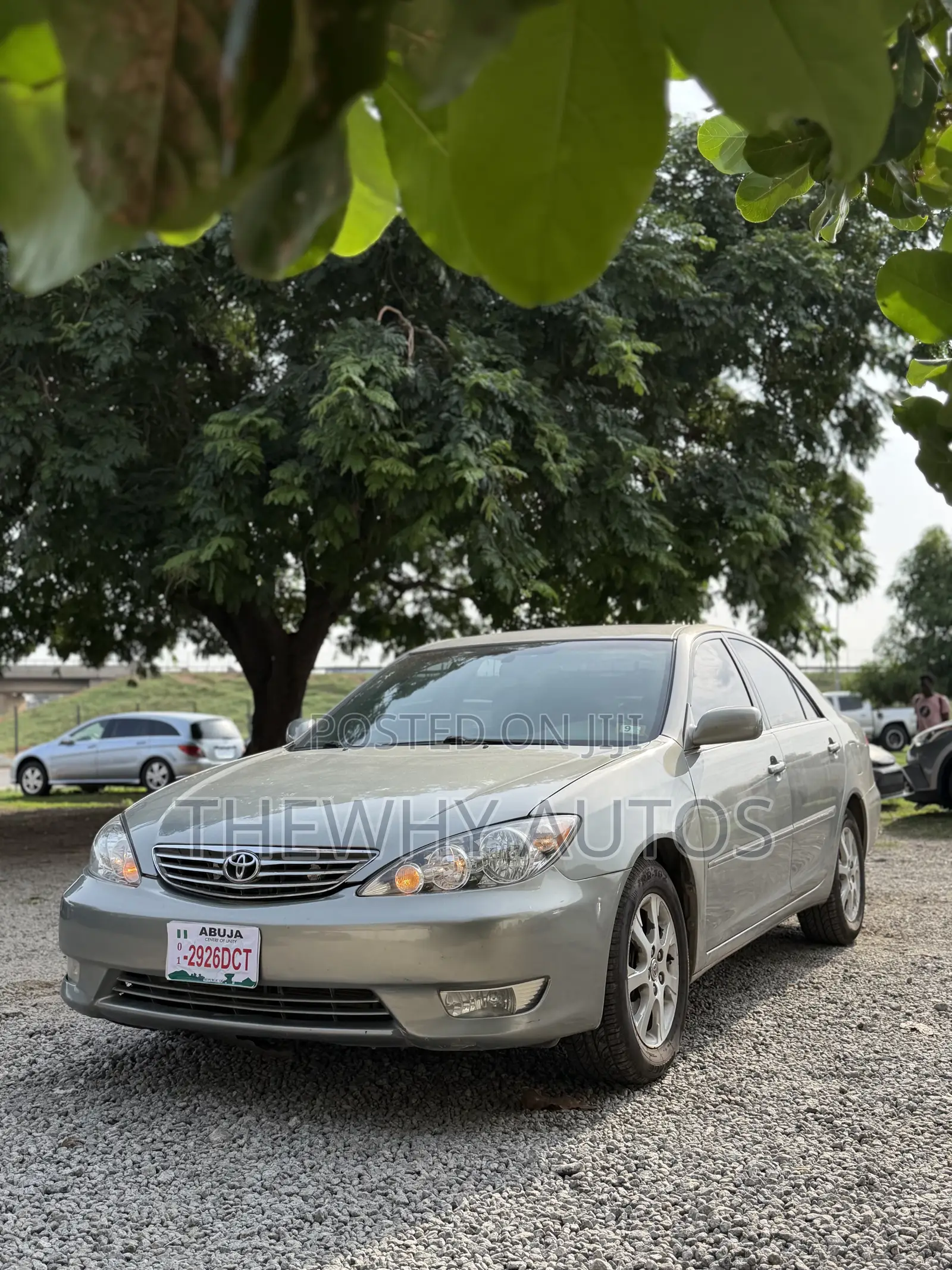 Toyota Camry XLE V6 4dr Sedan (3.0L 6cyl 5A) 2005 Gray